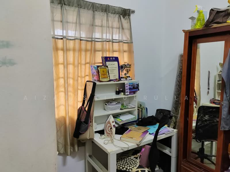 Rumah Teres 2 Tingkat untuk Dijual di Putra Heights (Subang Jaya) - Aizat Saifulrullah - Study - PropertyGuru.com.my