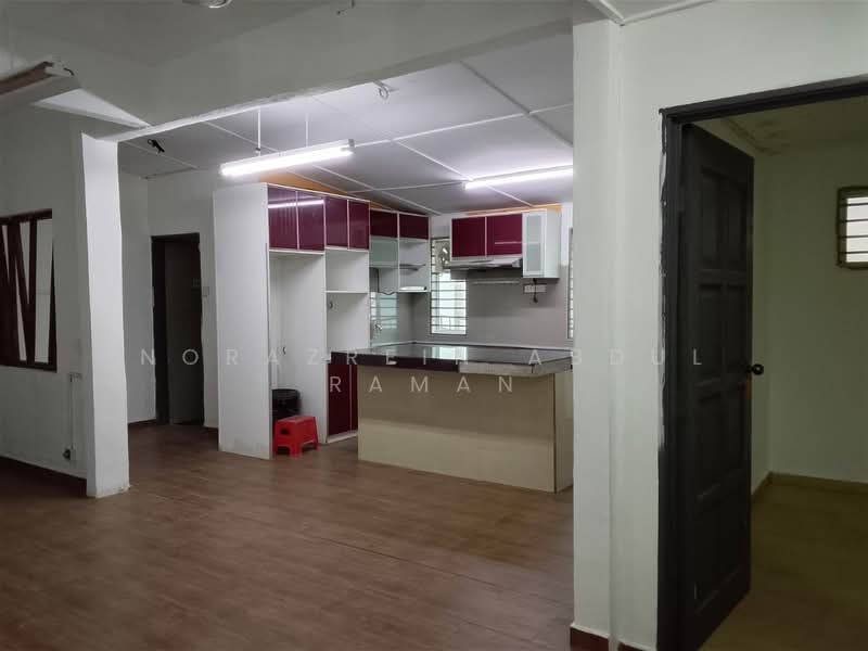 Rumah Teres 2 Tingkat untuk Dijual di Bukit Beruntung (Selangor) - Norazrein Abdul Raman - Kitchen - PropertyGuru.com.my