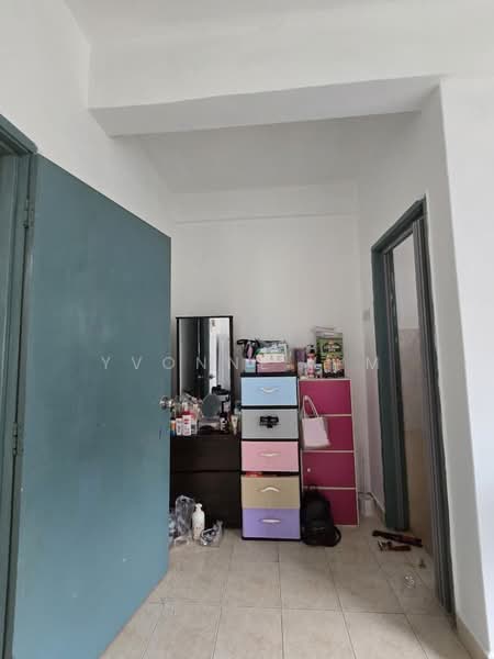 Service Residence for Sale at Bayu Puteri 3 - Yvonne Lim - Interior - PropertyGuru.com.my