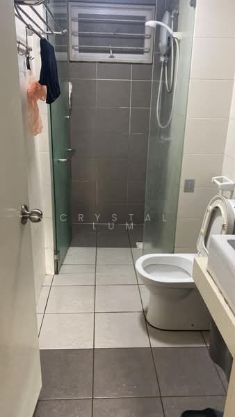 Kondominium untuk Dijual di First Residence (Residensi Unggul) - Crystal Lum - Bathroom - PropertyGuru.com.my