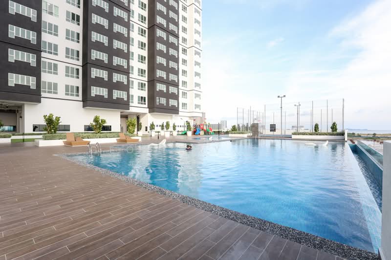 Service Residence for Rent at Amber Cove - Geoffery Wee - Pool - PropertyGuru.com.my