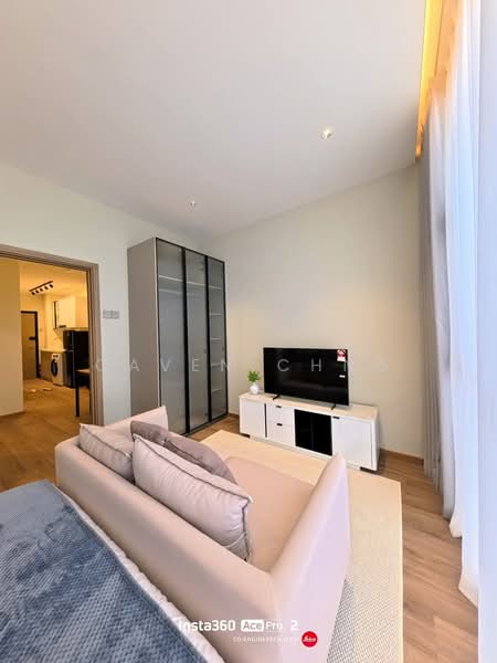Servis Apartment untuk Disewa di Armani Raja Uda - Caven Chng - Living Room - PropertyGuru.com.my