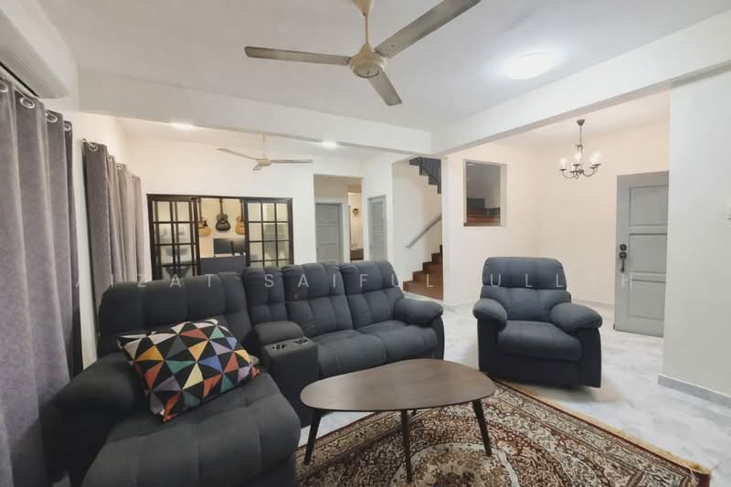 2-storey Terraced House for Sale in Putra Heights (Subang Jaya) - Aizat Saifulrullah - Living Room - PropertyGuru.com.my