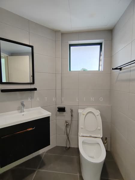 Condominium for Rent at Changkat View - Kathy Ling - Bathroom - PropertyGuru.com.my