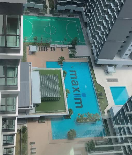 Servis Apartment untuk Dijual di Majestic Maxim - Kylie Lee - Pool - PropertyGuru.com.my