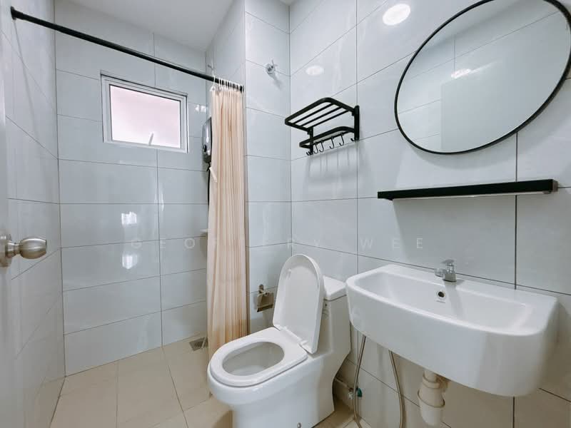 Service Residence for Rent at Amber Cove - Geoffery Wee - Bathroom - PropertyGuru.com.my