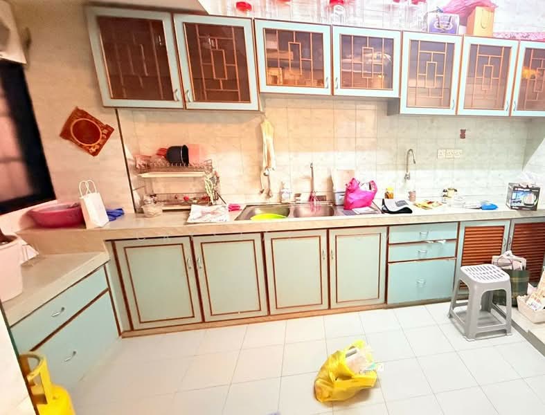 Apartment for Sale at Perdana Puri - Crystal Lum - Kitchen - PropertyGuru.com.my