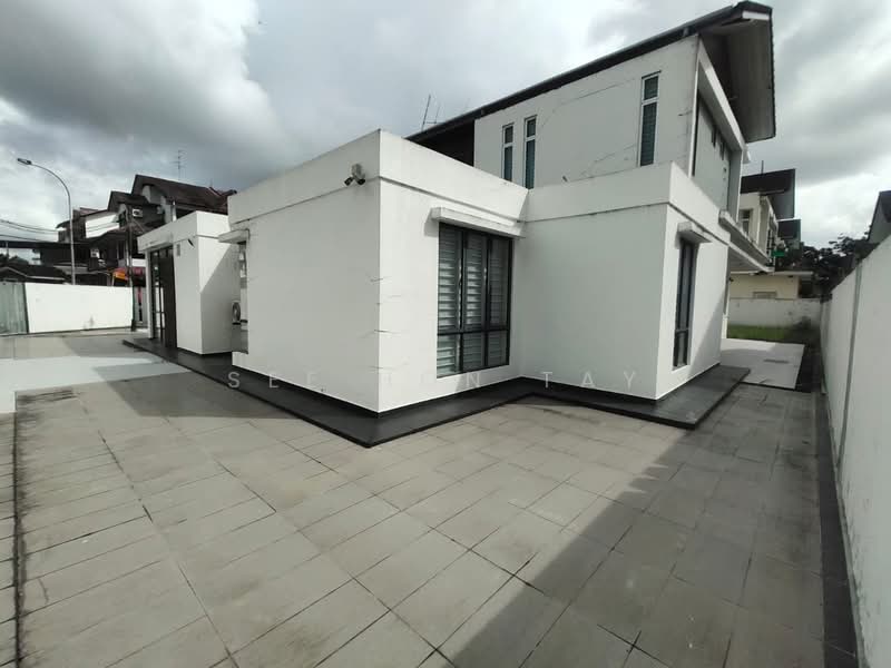Bungalow for Sale in Taman Suria (Johor Bahru) - See Hon Tay - PropertyGuru.com.my