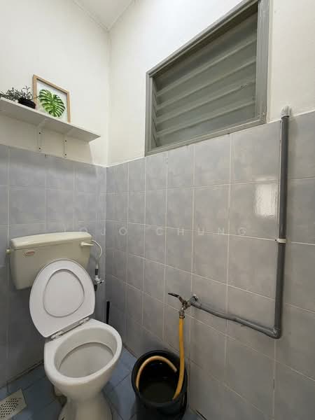 Rumah Bandar untuk Disewa di Taman Setia Indah (Tebrau) - Jojo Chung - Bathroom - PropertyGuru.com.my