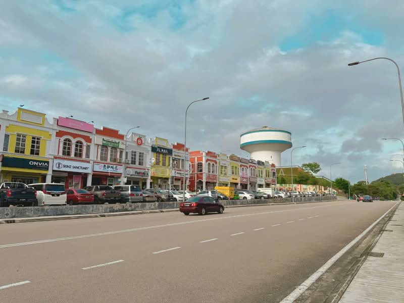Shop for Rent in Austin (Johor Bahru) - Tommy Phua - Exterior - PropertyGuru.com.my