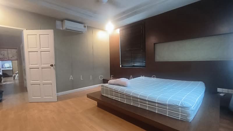 Cluster House for Sale in Austin Heights (Tebrau) - Alice Ang - Bedroom - PropertyGuru.com.my