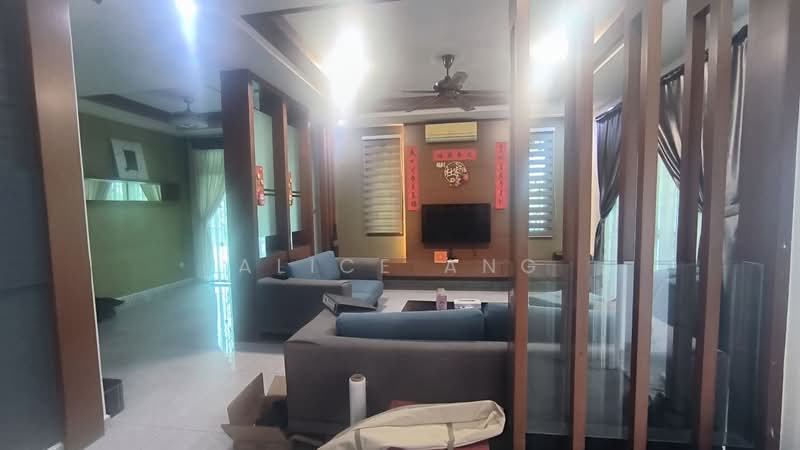 Cluster House for Sale in Austin Heights (Tebrau) - Alice Ang - Living Room - PropertyGuru.com.my