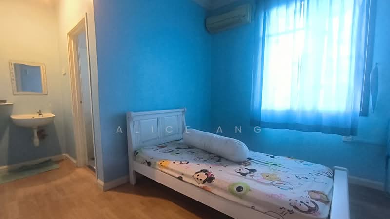 Cluster House for Sale in Austin Heights (Tebrau) - Alice Ang - Bedroom - PropertyGuru.com.my