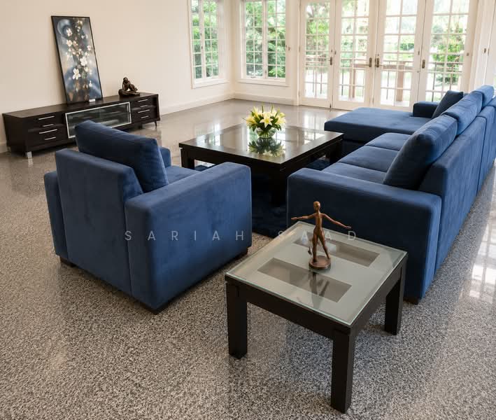 Bungalow for Rent in Putrajaya (Putrajaya) - Sariah Saad - Living Room - PropertyGuru.com.my