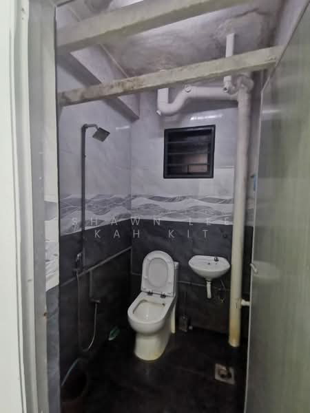 Rumah Flat untuk Disewa di Flat Taman Desa Cheras (Blok 1 3 5 7) - Shawn Lee Kah Kit - Bathroom - PropertyGuru.com.my