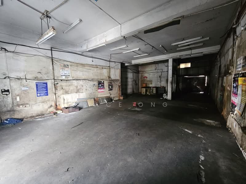 Shop for Rent in Taman Century (Johor Bahru) - Grace Ong - Interior - PropertyGuru.com.my