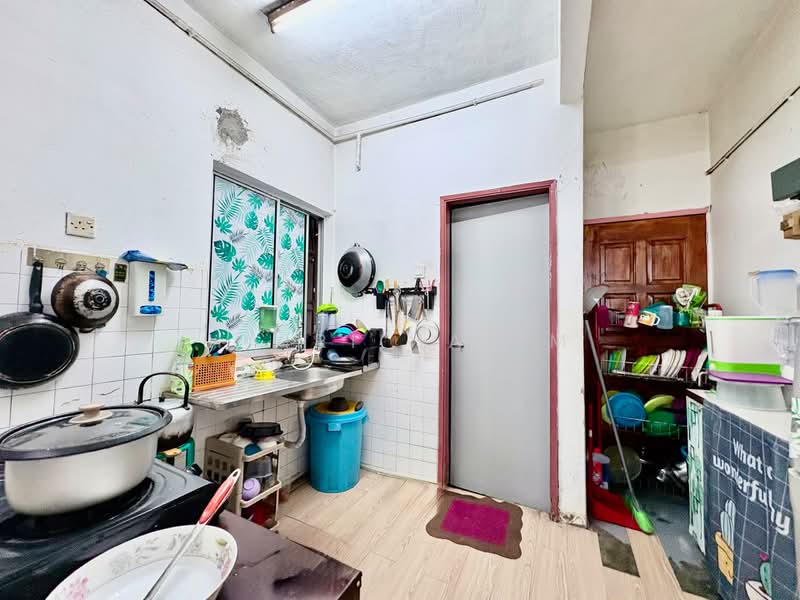 Flat for Sale at Taman Sri Muda - Hairi Halim - PropertyGuru.com.my