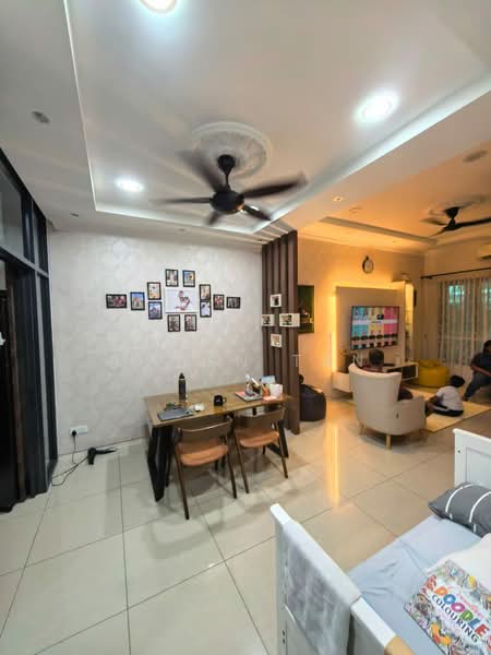 Rumah Teres 2 Tingkat untuk Dijual di Puchong (Selangor) - Daren Tan - Living Room - PropertyGuru.com.my