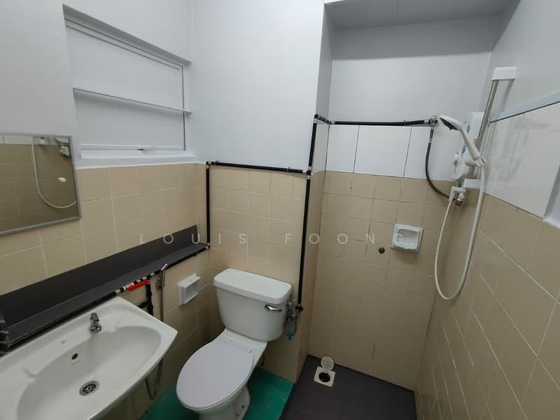 Apartment for Rent at Aman Puri Apartment - Louis Foong - Bathroom - PropertyGuru.com.my