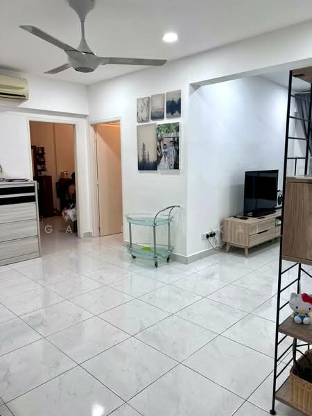 Pangsapuri untuk Disewa di Skyridge Apartment - Gan Chun Kai - Living Room - PropertyGuru.com.my