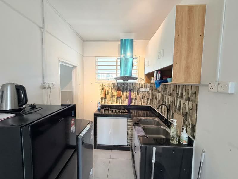 Apartment for Rent at Skyridge Apartment - Gan Chun Kai - Kitchen - PropertyGuru.com.my