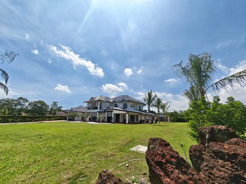 Rumah Banglo untuk Dijual di Leisure Farm (Gelang Patah) - Roselynn Chai - PropertyGuru.com.my