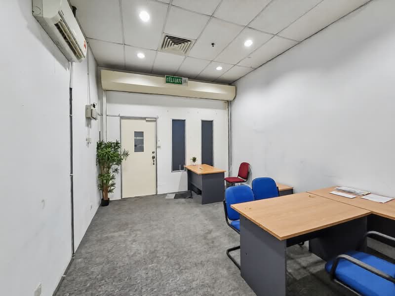 Retail Office for Rent in Sungai Buloh (Selangor) - Sahiful Amre - Interior - PropertyGuru.com.my