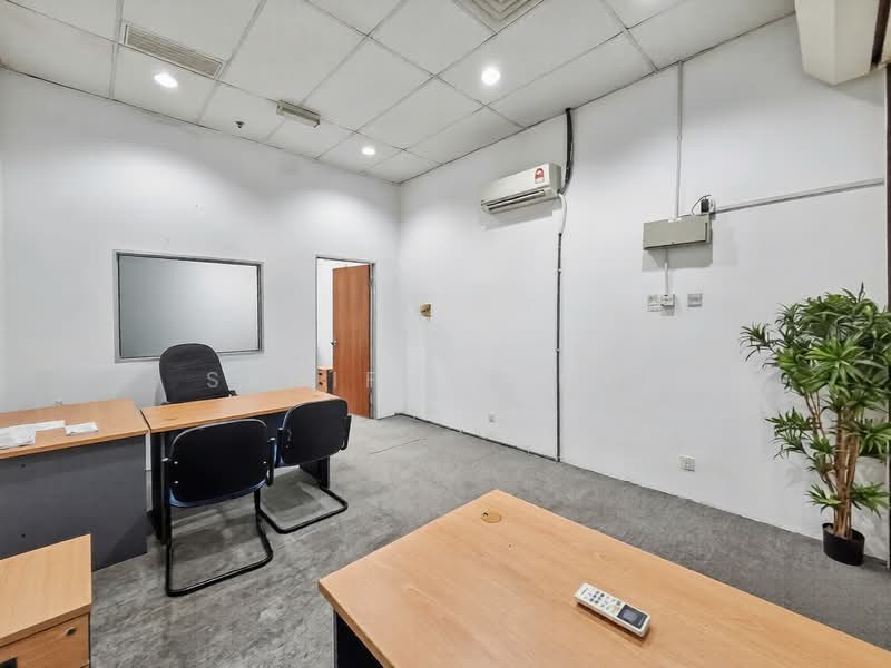 Retail Office for Rent in Sungai Buloh (Selangor) - Sahiful Amre - Interior - PropertyGuru.com.my