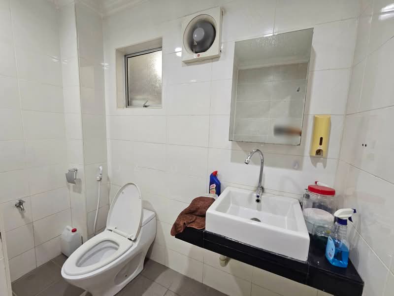 2-storey Terraced House for Rent in Putra Heights (Subang Jaya) - Jason Ooi - Bathroom - PropertyGuru.com.my