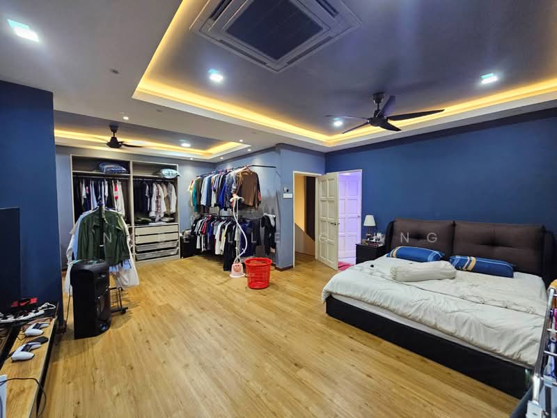 Rumah Teres 2 Tingkat untuk Disewa di Putra Heights (Subang Jaya) - Nobeille Chung - Master Bedroom - PropertyGuru.com.my