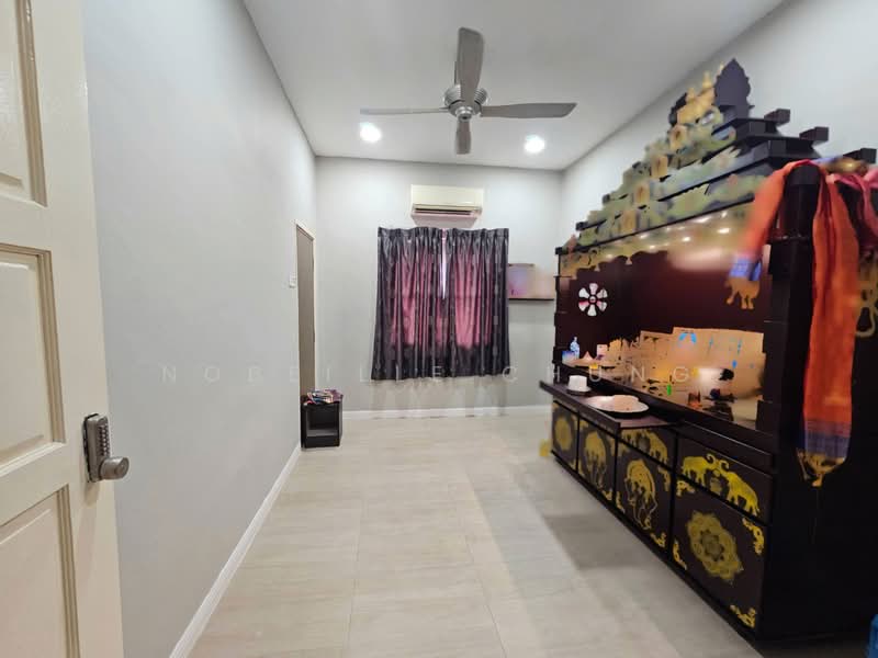 Rumah Teres 2 Tingkat untuk Disewa di Putra Heights (Subang Jaya) - Nobeille Chung - Living Room - PropertyGuru.com.my