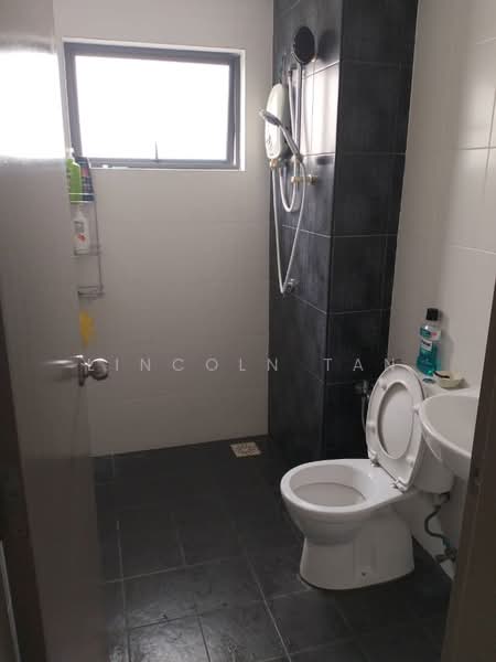 Servis Apartment untuk Disewa di Service Residence @ Landmark Residence 1 - Lincoln Tan - Bathroom - PropertyGuru.com.my