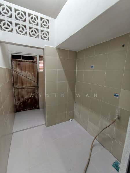 Shop for Rent in Kampung Cempaka (Petaling Jaya) - Wysin Wan - Interior - PropertyGuru.com.my