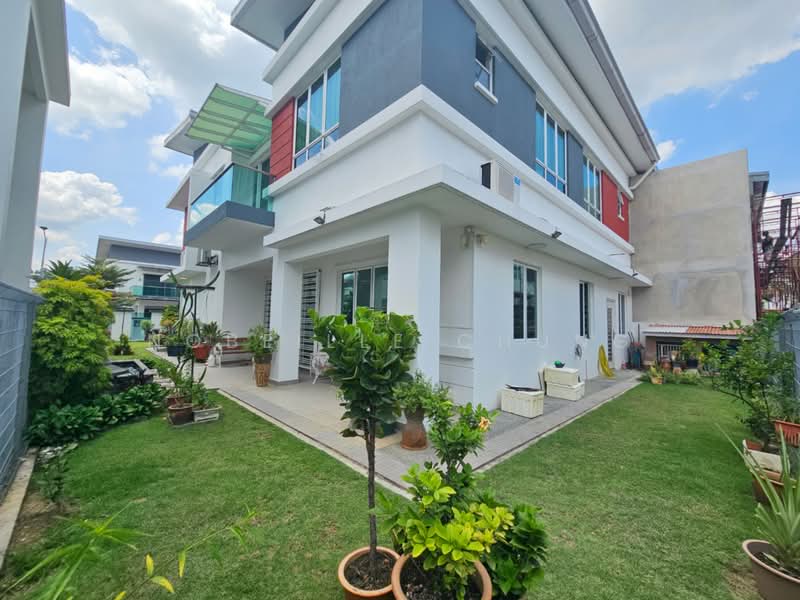 Semi-Detached House for Sale in Taman Villa Perdana (Kajang) - Nobeille Chung - Exterior - PropertyGuru.com.my