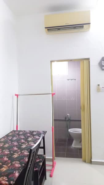 Pangsapuri untuk Disewa di Pangsapuri Lagoon Perdana - Max Low - Bathroom - PropertyGuru.com.my