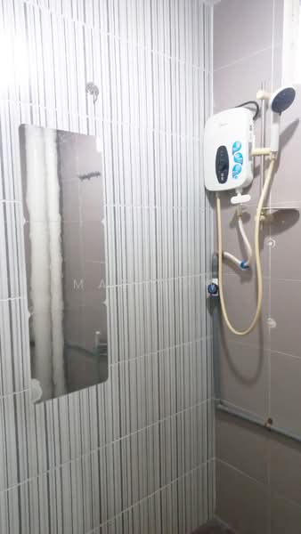 Pangsapuri untuk Disewa di Pangsapuri Lagoon Perdana - Max Low - Bathroom - PropertyGuru.com.my