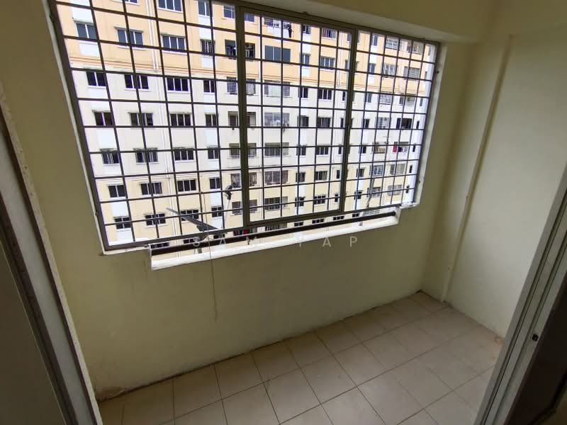 Pangsapuri untuk Disewa di Puncak Baiduri Apartment - Sam Yap - Balcony - PropertyGuru.com.my