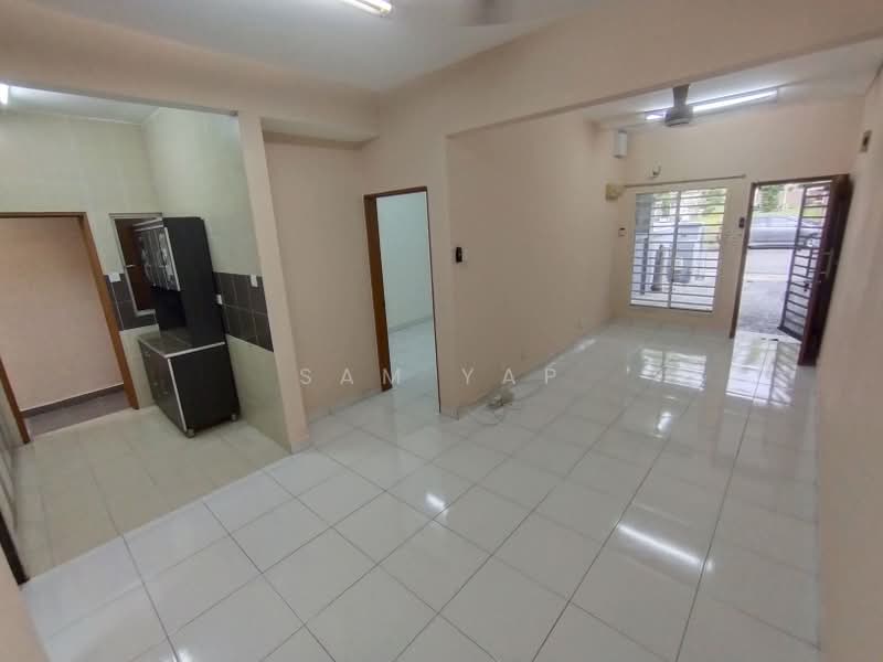 Rumah Bandar untuk Disewa di Bandar Damai Perdana (Cheras) - Sam Yap - Kitchen - PropertyGuru.com.my