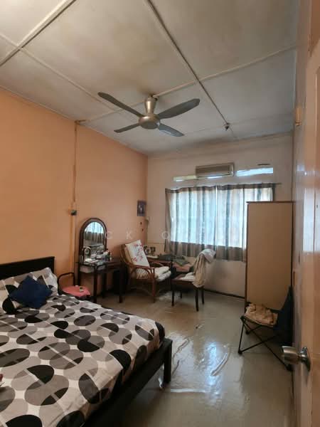 Semi-Detached House for Sale in Tanjung Bungah (Penang) - CK Ooi - Bedroom - PropertyGuru.com.my