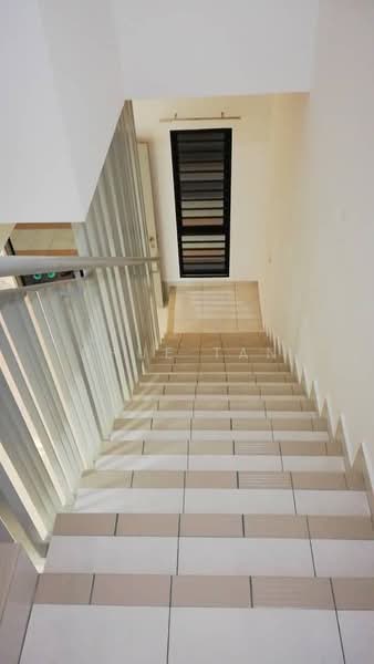 2-storey Terraced House for Sale in Setia Alam (Selangor) - Shue Tan - Corridor - PropertyGuru.com.my