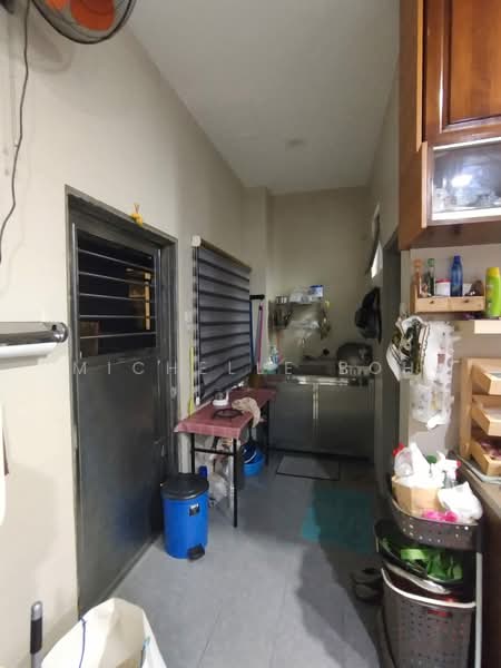 Rumah Teres 2 Tingkat untuk Dijual di Taman Bukit Maluri (Kepong) - Michelle Boh - Kitchen - PropertyGuru.com.my