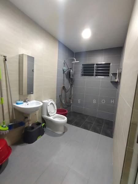 Rumah Teres 2 Tingkat untuk Dijual di Taman Bukit Maluri (Kepong) - Michelle Boh - Bathroom - PropertyGuru.com.my
