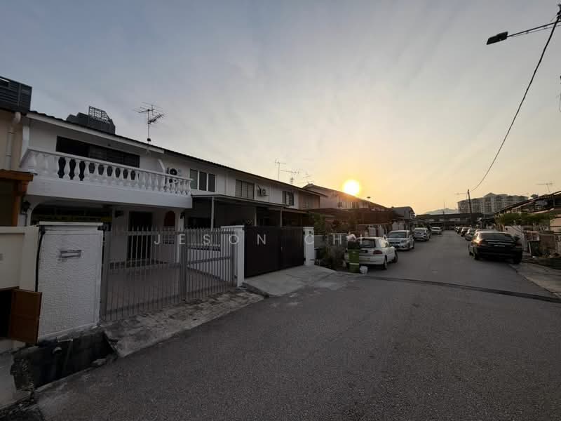 Rumah Teres 2 Tingkat untuk Disewa di Sri Petaling (Kuala Lumpur) - Jeson Chia - Exterior - PropertyGuru.com.my