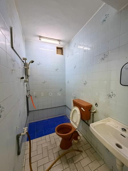 Rumah Teres 2 Tingkat untuk Disewa di Sri Petaling (Kuala Lumpur) - Jeson Chia - Bathroom - PropertyGuru.com.my