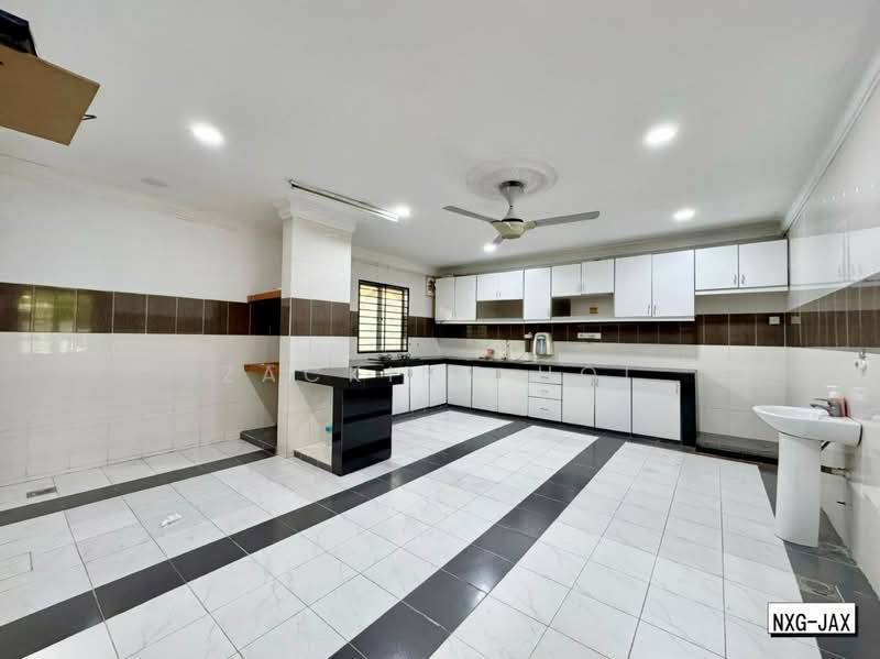 1-storey Terraced House for Sale in Bandar Bukit Raja (Klang) - Zackinn Hoi - PropertyGuru.com.my