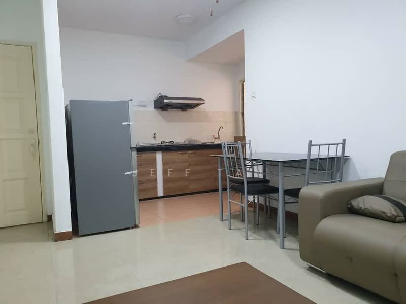 Condominium for Rent at Bayu Tasik 2 - Jeff Tan - Kitchen - PropertyGuru.com.my
