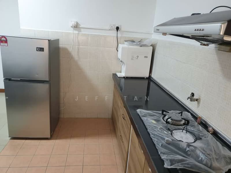 Condominium for Rent at Bayu Tasik 2 - Jeff Tan - Kitchen - PropertyGuru.com.my