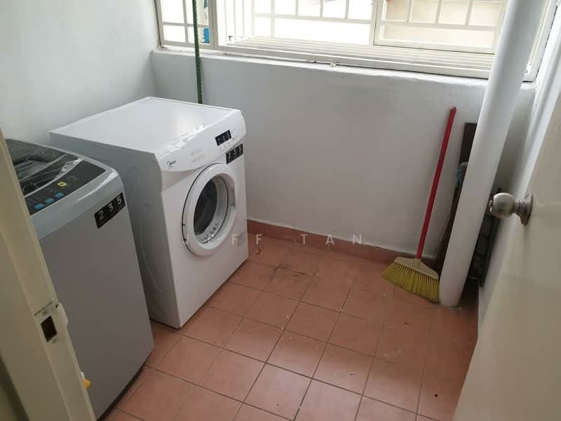 Condominium for Rent at Bayu Tasik 2 - Jeff Tan - Balcony - PropertyGuru.com.my