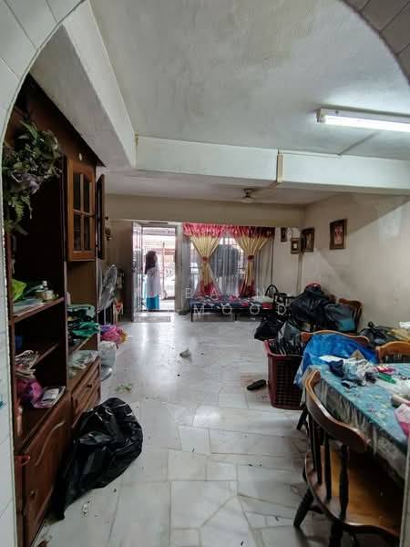 Terraced House for Sale in Desa Setapak (Wangsa Maju) - Arbain Mahmood - Living Room - PropertyGuru.com.my