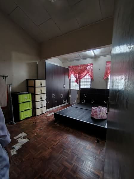 Terraced House for Sale in Desa Setapak (Wangsa Maju) - Arbain Mahmood - Bedroom - PropertyGuru.com.my